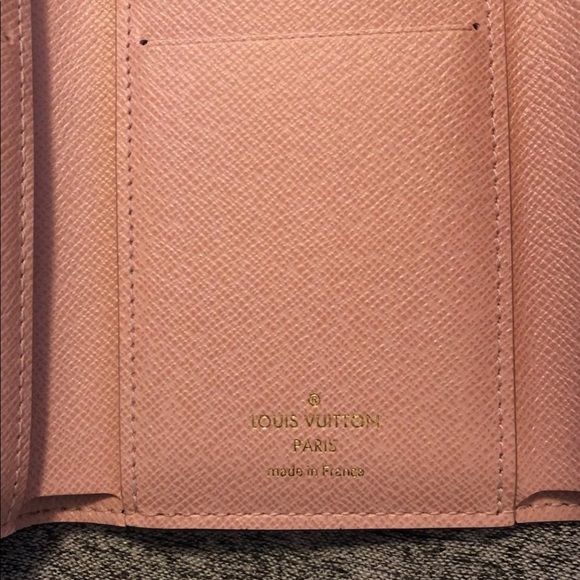 Louis Vuitton Wallet - Picture 6 of 13